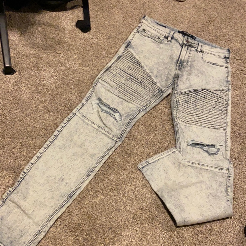 Hollister jeans